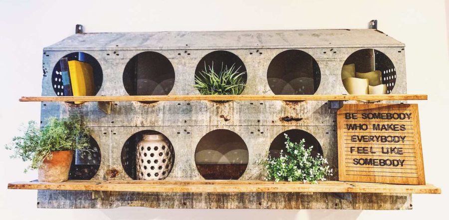 farmhouse-nesting-boxes-decor